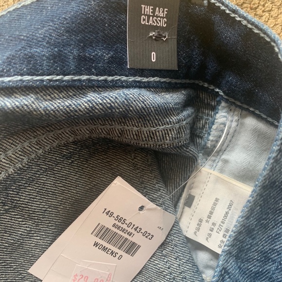 NWT Jean Shorts from Abercrombie - Picture 5 of 5